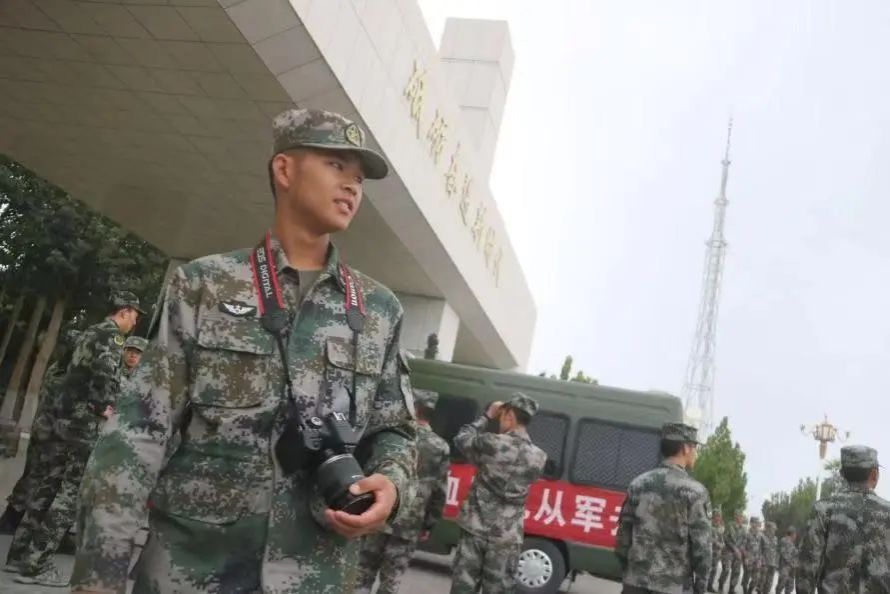 图片 图片